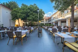 SUNDIA BY LIBERTY OLUDENIZ Restaurants