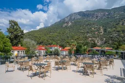 SUNDIA BY LIBERTY OLUDENIZ Bars