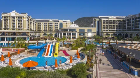 SUNIS EFES ROYAL PALACE RESORT Pools & Beach