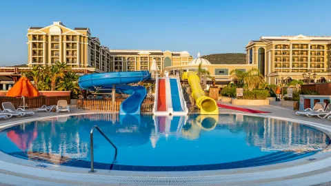 SUNIS EFES ROYAL PALACE RESORT Pools & Beach