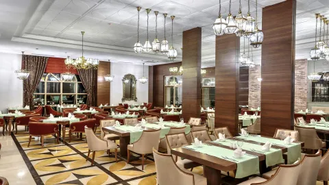 SUNIS EFES ROYAL PALACE RESORT Restaurants