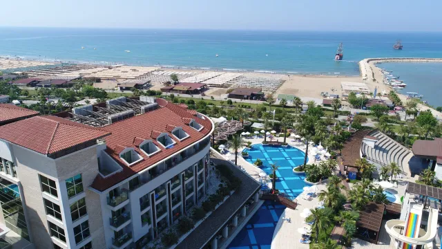 SUNIS EVREN BEACH RESORT - SPA Pools & Beach