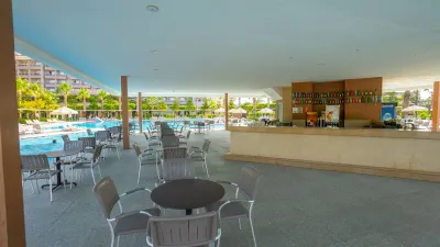 SUNMELIA BEACH RESORT Bars