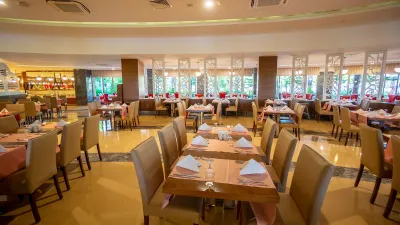 SUNMELIA BEACH RESORT Restaurants
