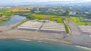 SUNMELIA BEACH RESORT Pools & Beach