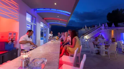 SUNNY HILL ALYA Bars