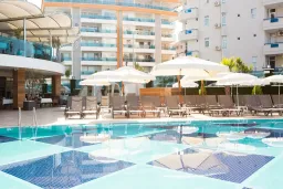 SUNPRIME C-LOUNGE ADULT ONLY 16+ Pools & Beach
