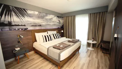 SUNPRIME C-LOUNGE ADULT ONLY 16+ Rooms