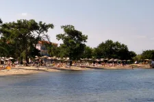 SUNRISE BEACH HOTEL Pools & Beach