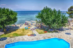 SUNRISE BEACH HOTEL Pools & Beach