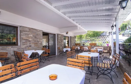 SUNRISE HOTEL Bars