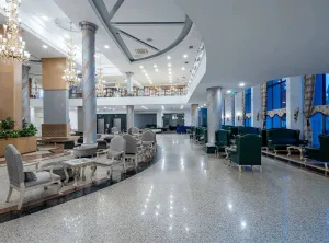 SUNRISE QUEEN LUXURY RESORT Lobby