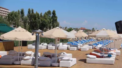 SUNRISE RESORT HOTEL Pools & Beach