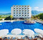 SUNSTAR BEACH HOTEL Pools & Beach