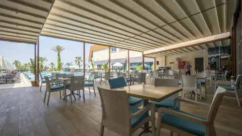 SUNSTAR RESORT HOTEL Restaurants