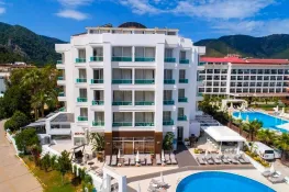 SUPREME BEACH HOTEL 14+