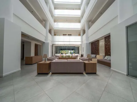 SUPREME BEACH HOTEL 14+ Lobby