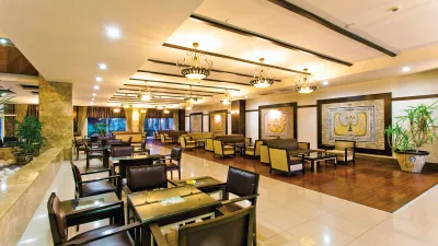 SURAL RESORT HOTEL Restaurants