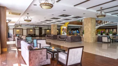 SURAL RESORT HOTEL Lobby