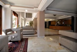 SURTEL HOTEL Lobby