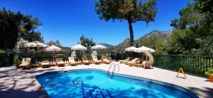 SYMBOLA OLUDENIZ BEACH HOTEL Pools & Beach