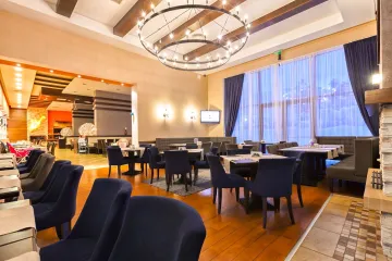 TERRA COMPLEX Restaurants