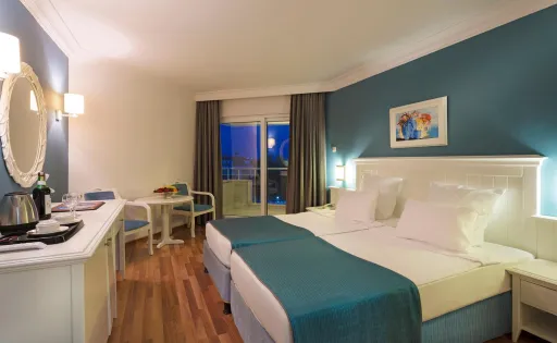 TERRACE BEACH RESORT Rooms
