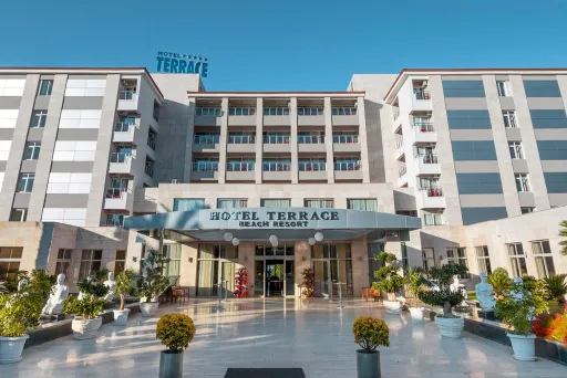 TERRACE BEACH RESORT