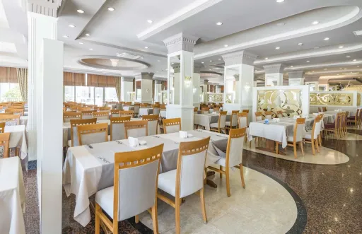 TERRACE BEACH RESORT Restaurants