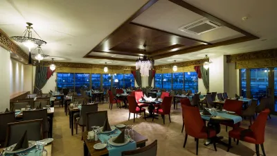 TERRACE ELITE RESORT HOTEL Restaurants