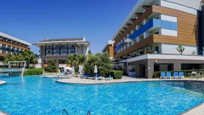 TERRACE ELITE RESORT HOTEL Pools & Beach