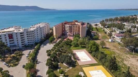 THE HOLIDAY RESORT HOTEL General Images