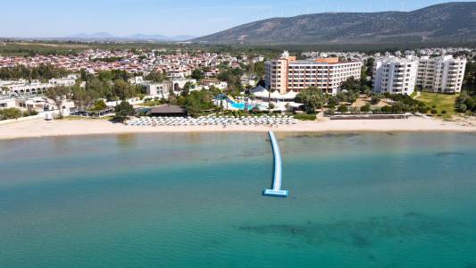 THE HOLIDAY RESORT HOTEL General Images