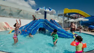 THE LUMOS DELUXE RESORT HOTEL-SPA Activities