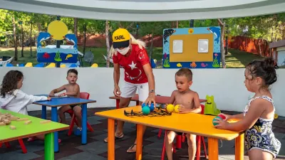 THE MARILIS HILL RESORT Mini Club