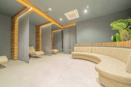 THE NORM COLLECTION DOORA Spa