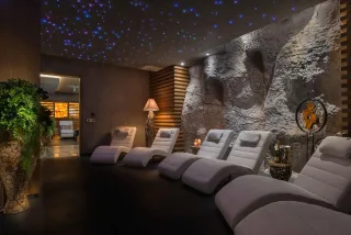 THE PALACE HOTEL Spa
