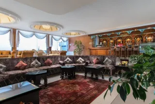 THE PALACE HOTEL Bars