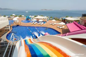 THE PLAZA BODRUM (ex. BE PREMIUM BODRUM) Pools & Beach