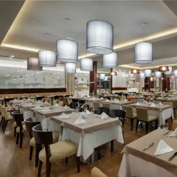 THE SENSE DELUXE HOTEL Restaurants