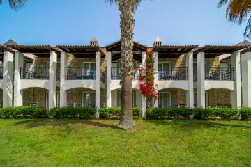 TIANA BEACH RESORT General Images