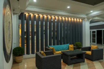 TIANA BEACH RESORT Bars