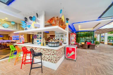 HATIPOGLU BEACH HOTEL Bars
