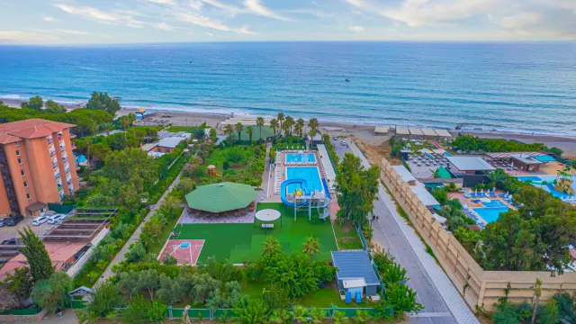 TIMO RESORT HOTEL Activities