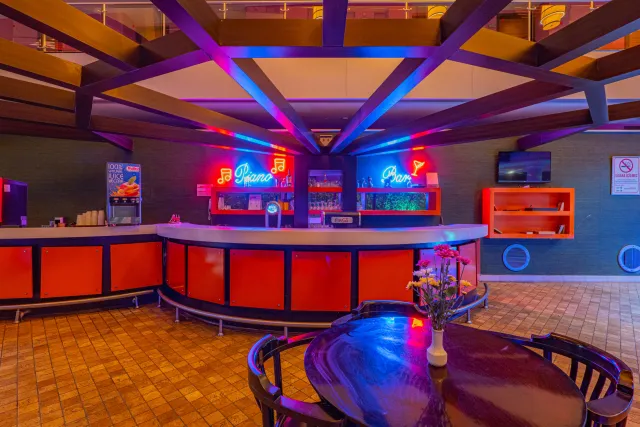 TIMO RESORT HOTEL Bars