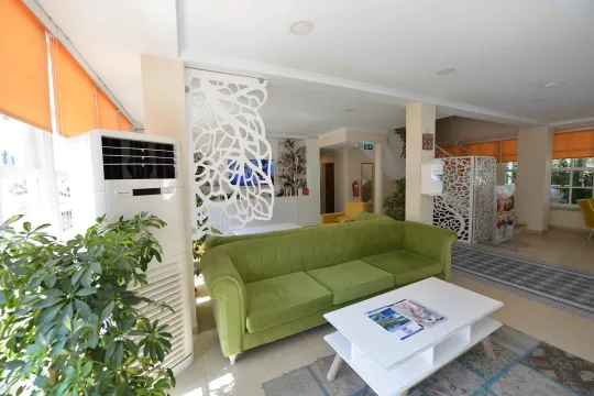 TONOZ BEACH HOTEL Lobby
