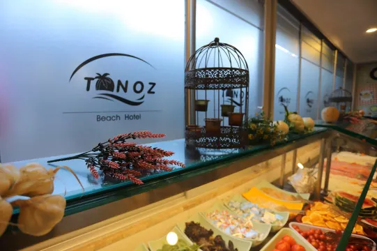 TONOZ BEACH HOTEL Restaurants