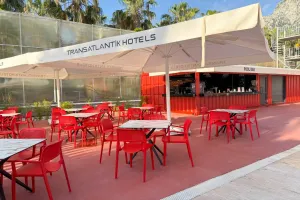 TRANSATLANTIK BEACH HOTEL Bars