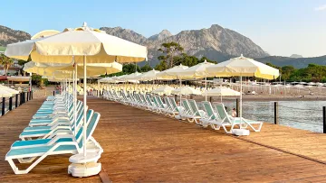 TRANSATLANTIK HOTEL-SPA Pools & Beach