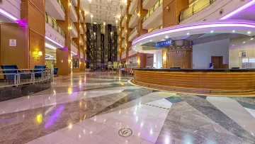 TRANSATLANTIK HOTEL-SPA Lobby